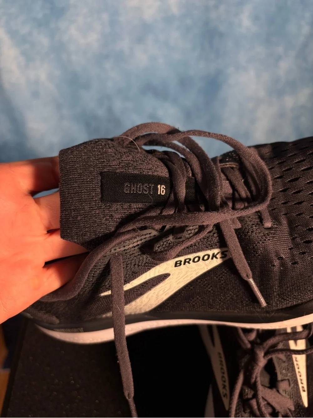 Brooks Ghost 16 Women’s Size 8.5 Running Shoes Charcoal Gray White